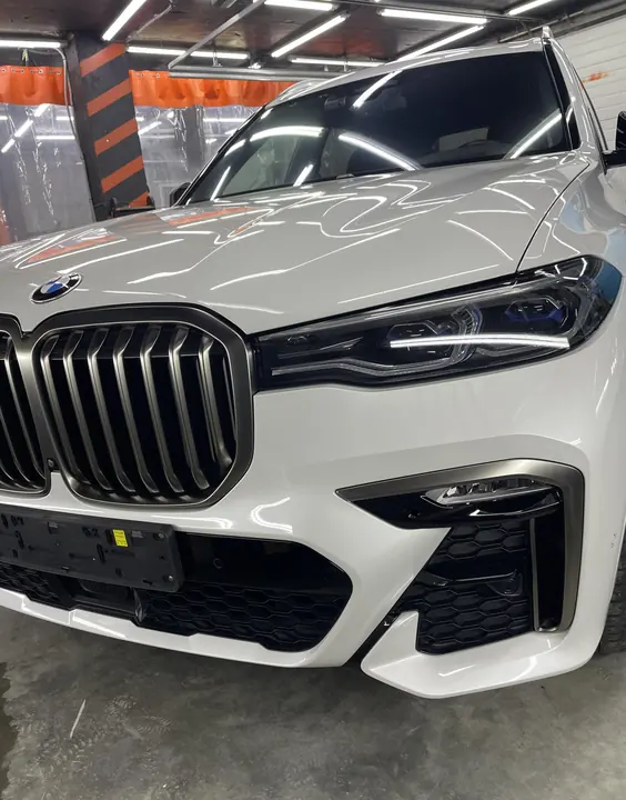 Белый BMW X7